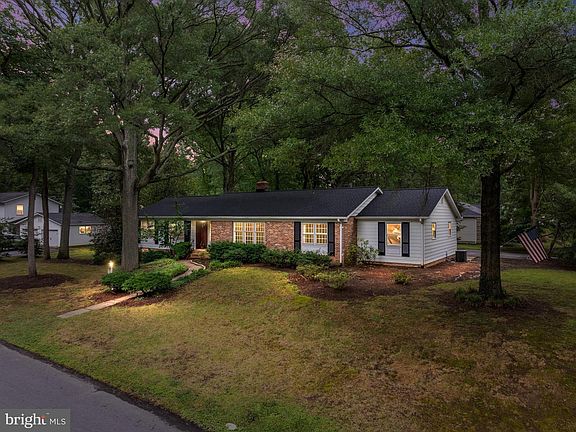 2nd image of 2741 Fennel Rd