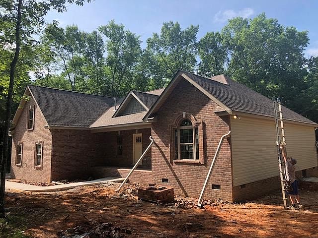 2nd image of 1509 Evelyn Ave