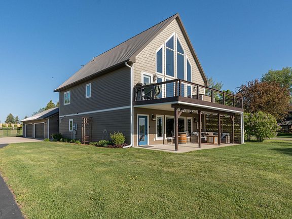 3rd image of 1120 Park Rd