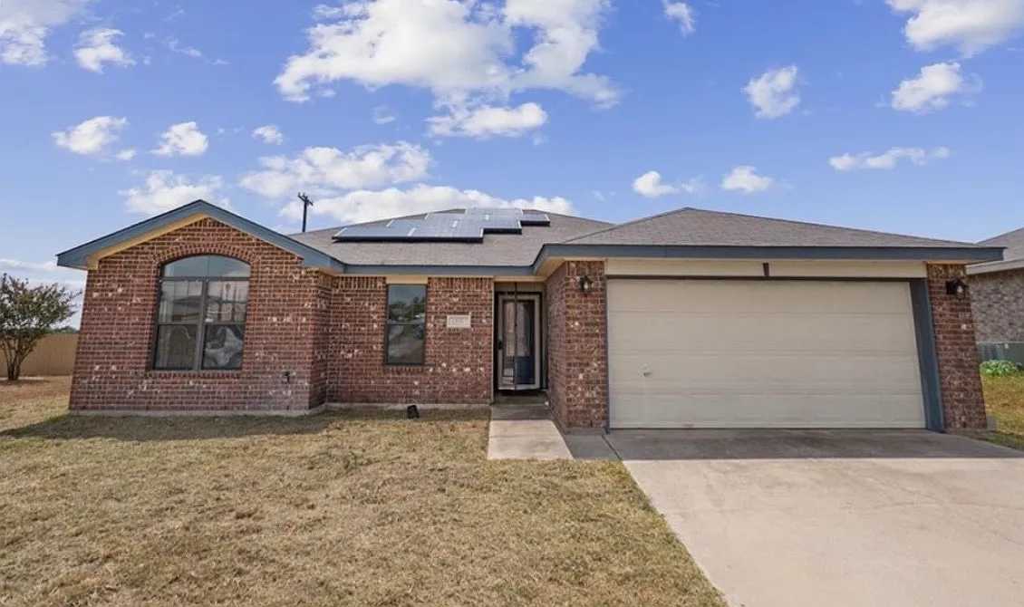 4 bed, 1528 sqft, $1,550 — Photo 1