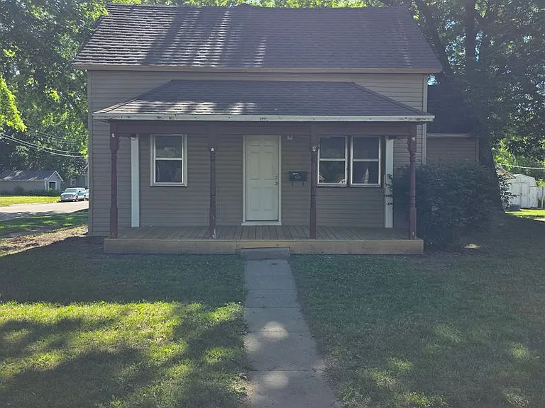 901 S 5th St — Photo 5