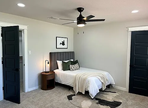 149 Parkwood Ave Photo 1