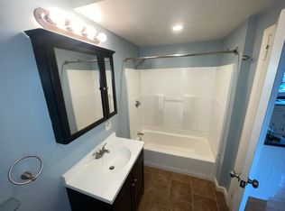 396 Washington St APT 1, Taunton, MA 02780