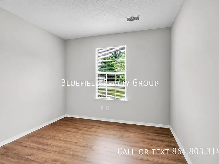 111 White Willow Ct — Photo 18