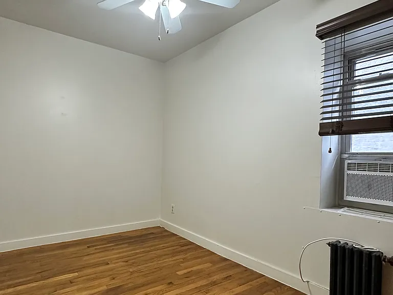 500 W 44th St #2A — Photo 9