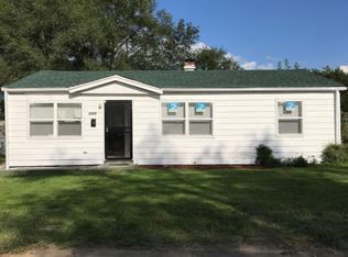 2075 Wright St, Gary, IN 46404