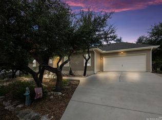 221 Legacy Rdg, Canyon Lake, TX 78133