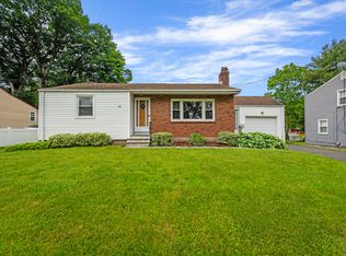 93 E Euclid St, Bloomfield, CT 06002
