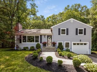 216 Horse Pond Rd, Sudbury, MA 01776