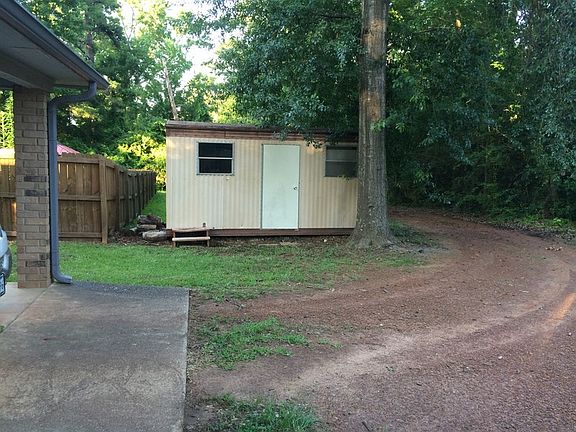 5th image of 108 Inwood Oaks Dr