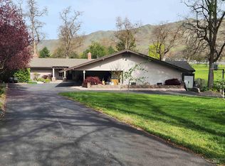 620 16th St, Clarkston, WA 99403