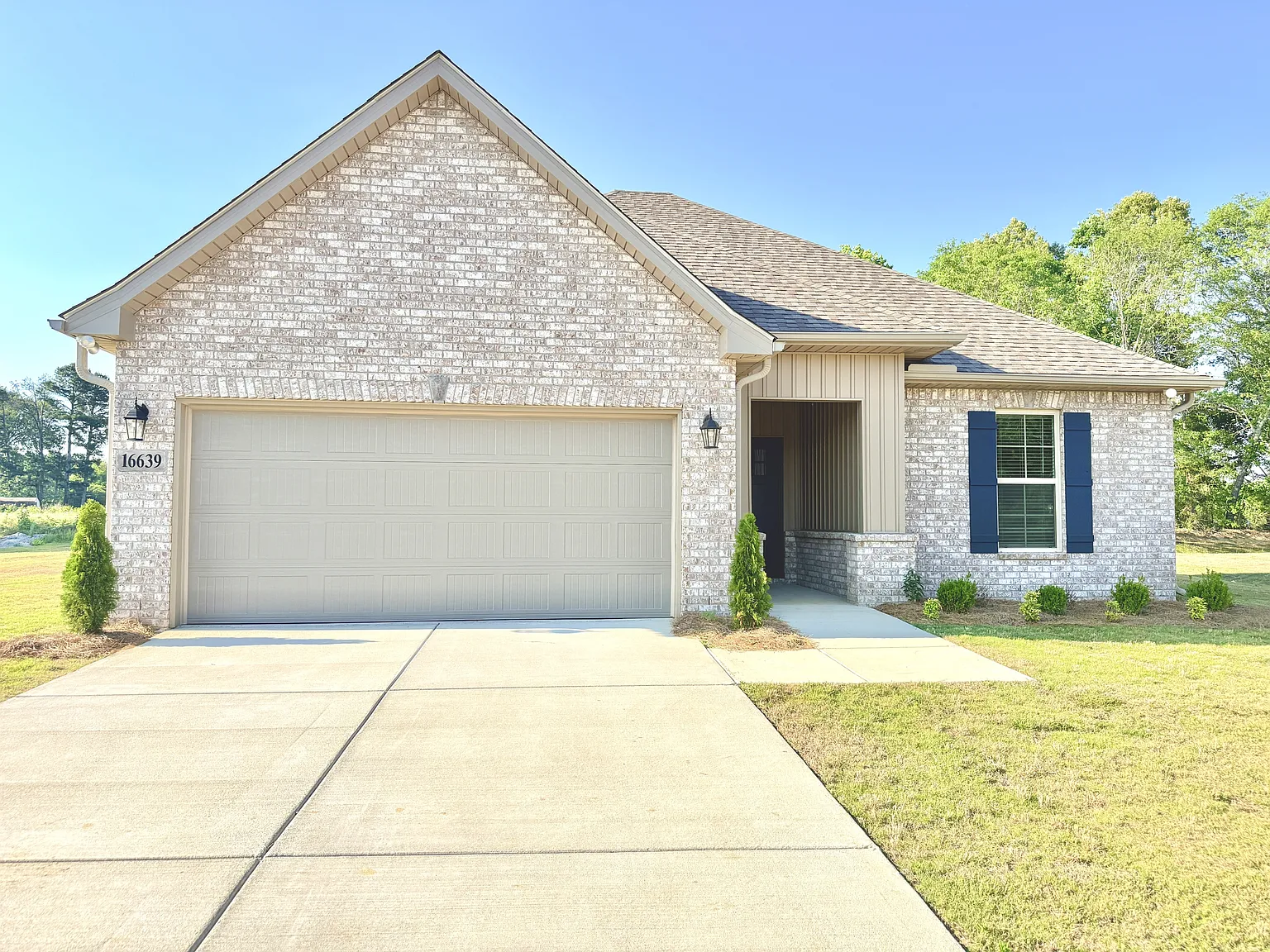 16639 Aspen Lane - 1 — Photo 2