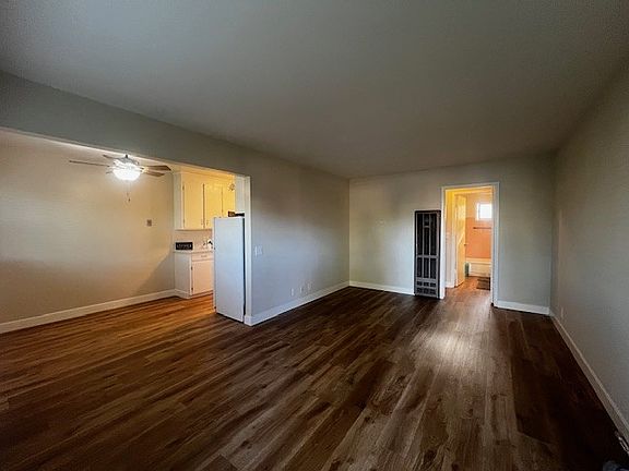 3rd image of 459 Sunberry Dr APT 4