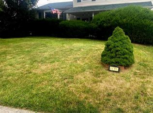 1177 Darrah Rd, Warminster, PA 18974