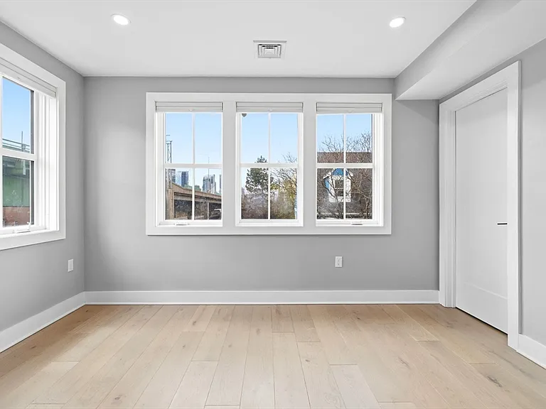 78 Tremont St #78 — Photo 26