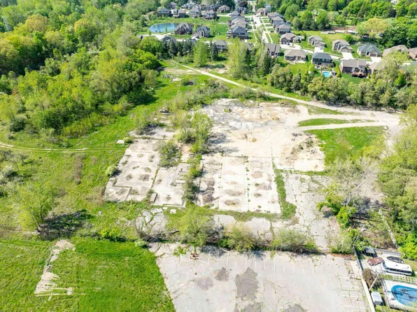 0 Chapoton St, Utica, MI 48317