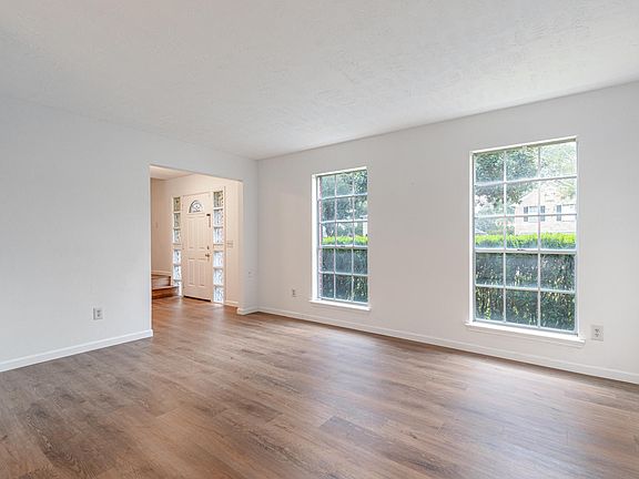 5th image of 1026 Cheyenne Meadows Dr