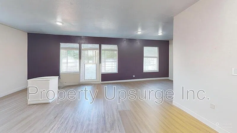Studio, 2.0 bath, 1059 sqft, $1,395 — Photo 3