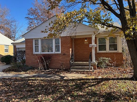 2nd image of 1720 S Woodlawn Blvd