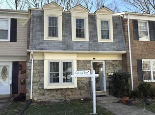 8804 Surveyors Pl, Springfield, VA 22152