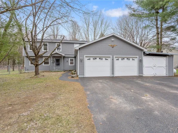 51 Howard St, Hastings, NY 13076