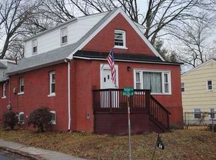 24 Duclos Ln, Highland Park, NJ