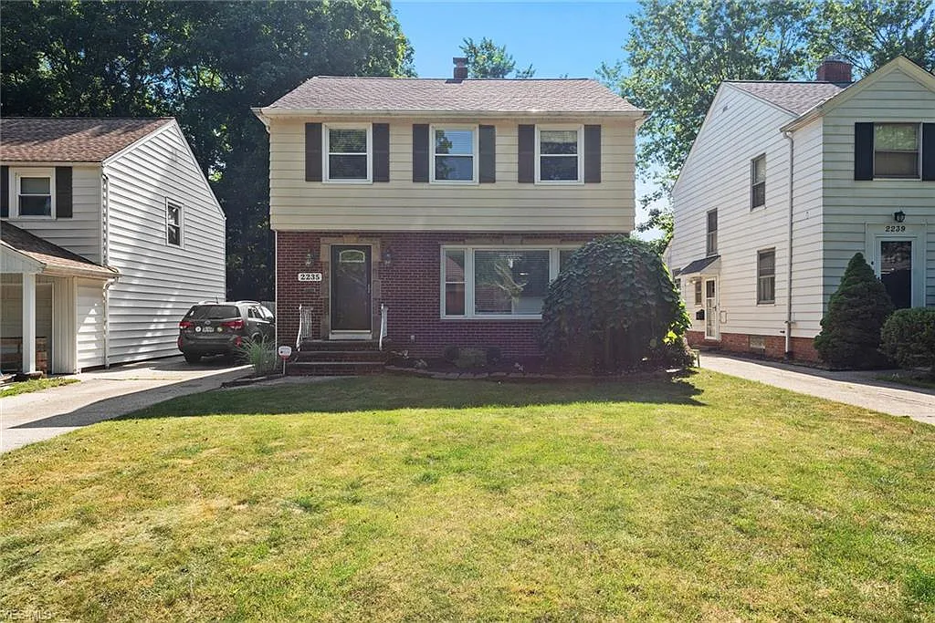 2235 Wrenford Rd photo 1