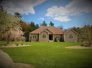 11 Bell Rock Rd, Assonet, MA 02702