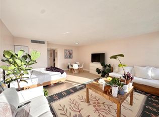 2899 Collins Ave APT 550, Miami Beach, FL 33140