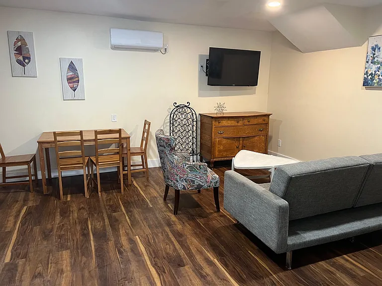 266 N Grass Valley Rd #B — Photo 15