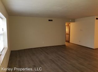 300 Sunrise Dr APT 8, Belleville, IL 62220