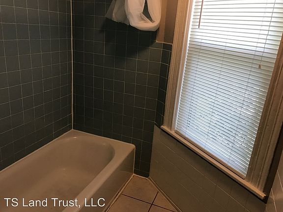 4th image of 216 Westville St #2