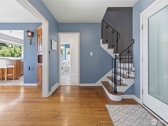 5th image of 2533 Cascade Way