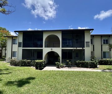 5800 Whispering Pine B2 Way #B-2, Lake Worth, FL, 33463