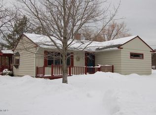 170 Fairview St, Lee, MA 01238