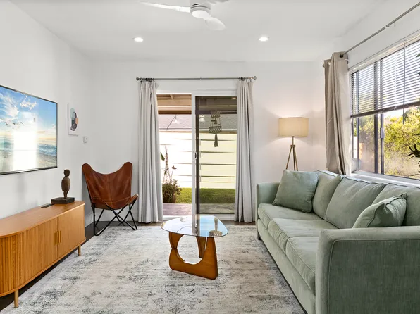 8411 Kittyhawk Ave, Los Angeles, CA 90045