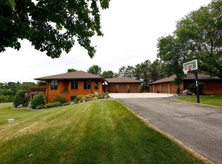 2015 18th Ave NW, Minot, ND 58703