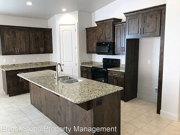 2nd image of 162 W Green Jade Dr