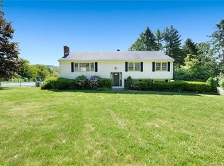723 Totoket Rd, Northford, CT 06472