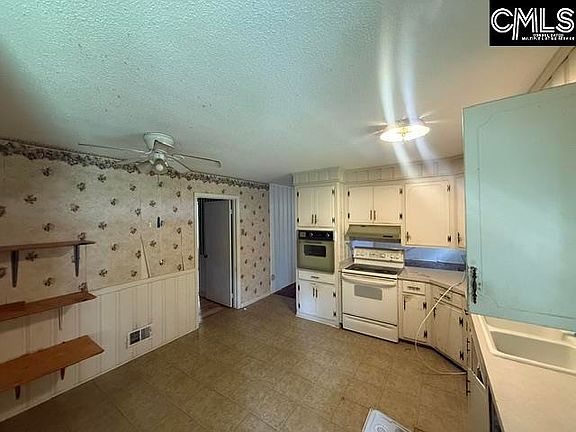 5th image of 117 Pine Ln