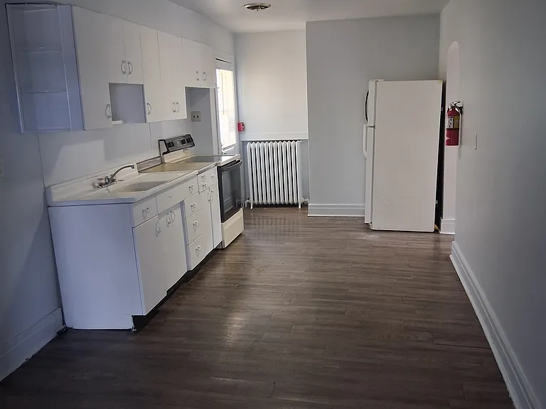 545 Maple St #6 — Photo 4