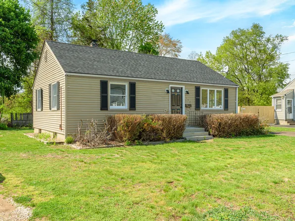 152 Shadycrest Drive, East Hartford, CT 06118