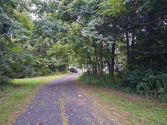 2nd image of 2165 Rabbit Ln