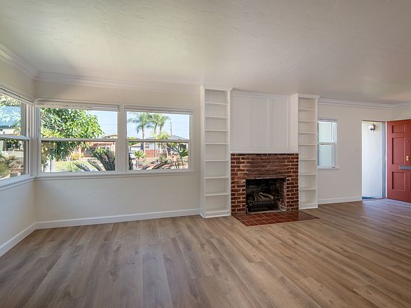 4th image of 4419 Santa Monica Ave