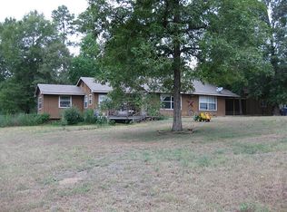 1416 Providence Rd, Livingston, TX 77351