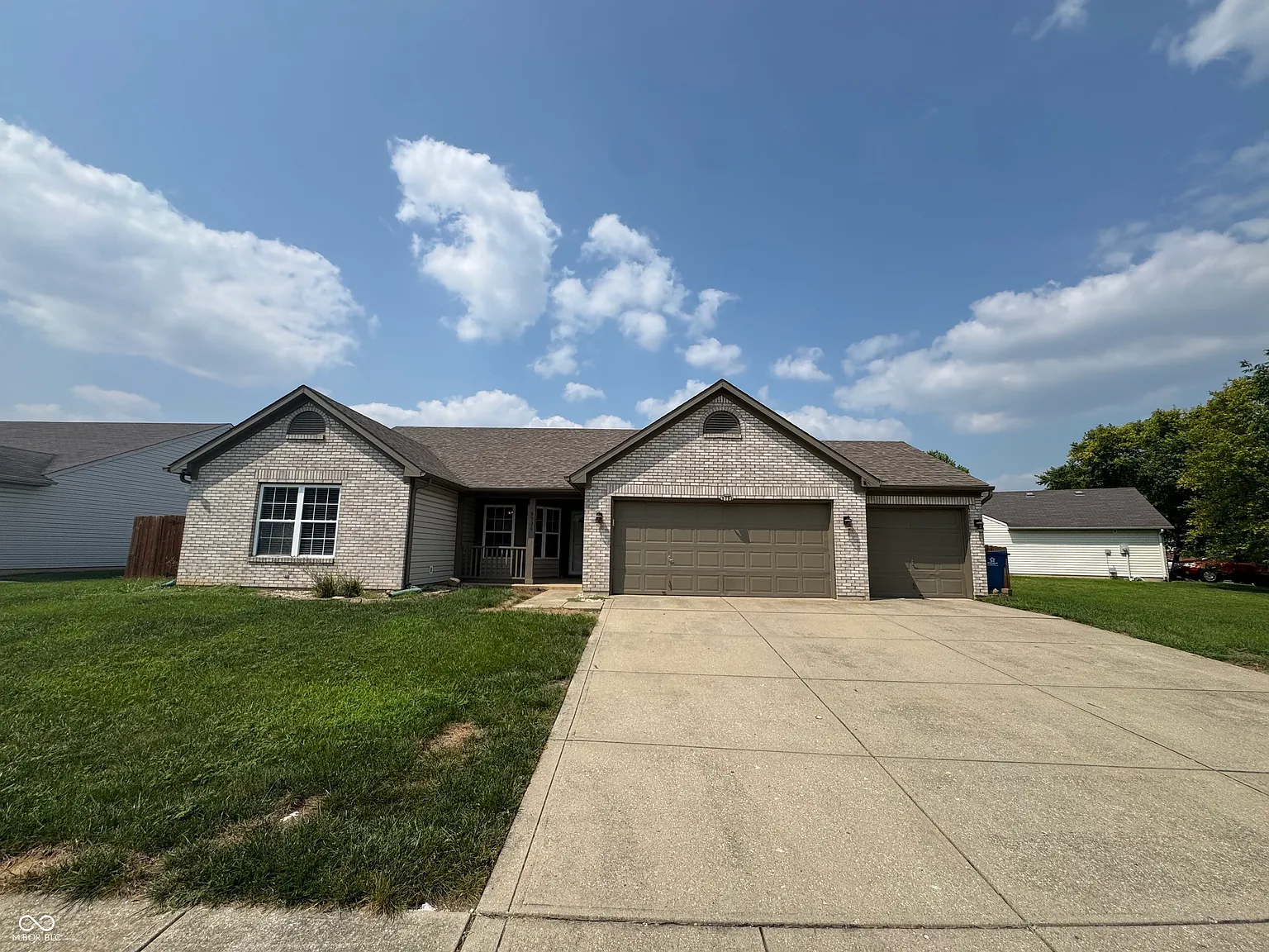9936 Nightsong Ln photo 1
