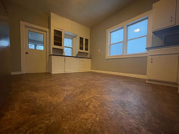 5th image of 777 Minnehaha Ave E #2