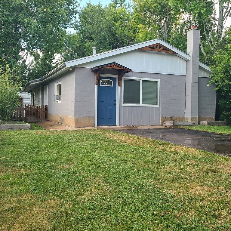 230 W Young St - Property Image