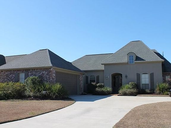 2nd image of 15465 Summer Trace Dr