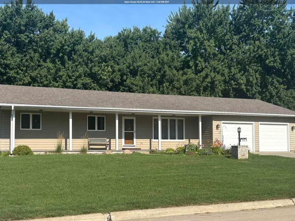 543 11th Ave NE, Sioux Center, IA 51250